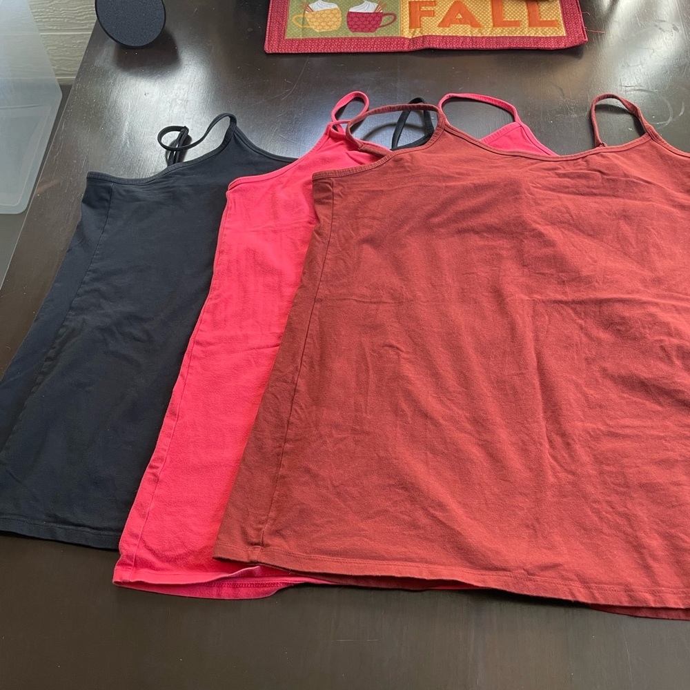Lot of Three Torrid foxy adjustable camis woman’s size 3X